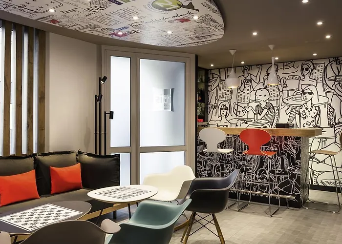 Отель Ibis Pere Lachaise 3*