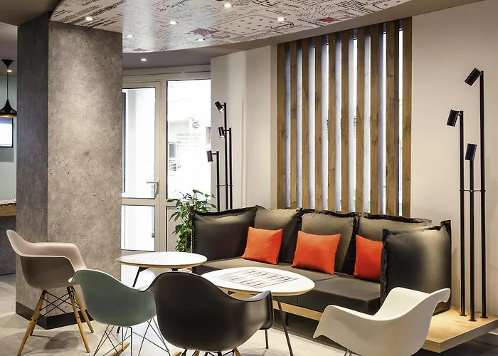 Отель Ibis Pere Lachaise 3*