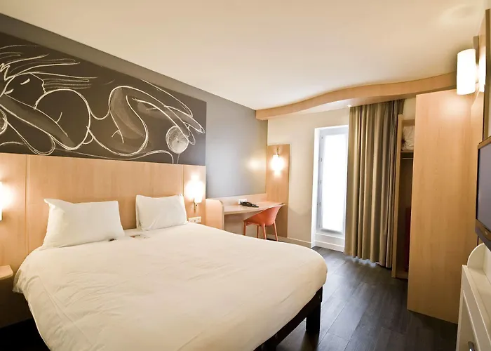 Ibis Pere Lachaise 3* פריז
