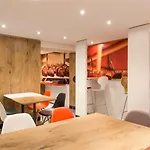 Ibis Pere Lachaise Hotel Paris