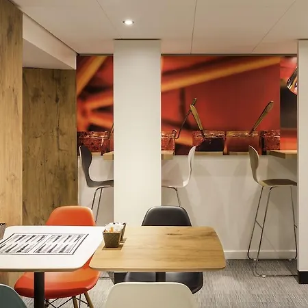 Hotel Ibis Pere Lachaise 3*