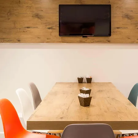 Hotel Ibis Pere Lachaise