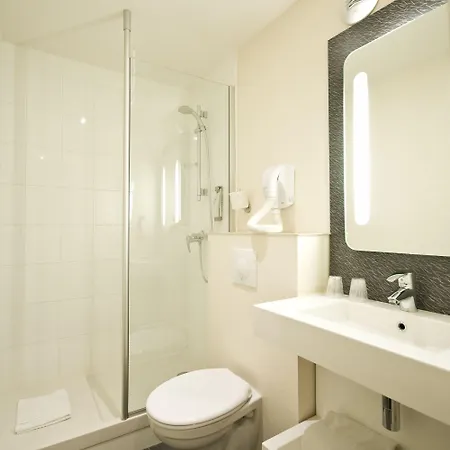 Ibis 페르라쉐즈