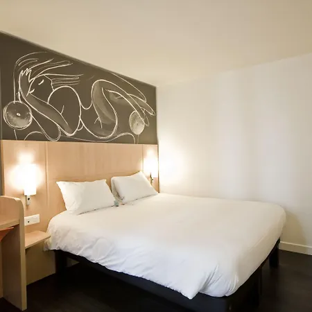 Ibis 페르라쉐즈