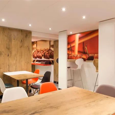Ibis Pere Lachaise Hotel Paris