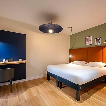 Ibis Pere Lachaise Hotel 3*
