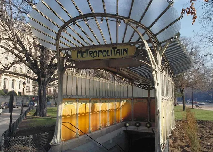 Ibis Pere Lachaise Hotel