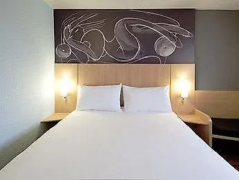 Ibis Pere Lachaise Hotel