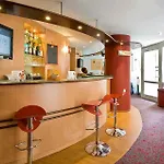 Ibis Pere Lachaise 3*