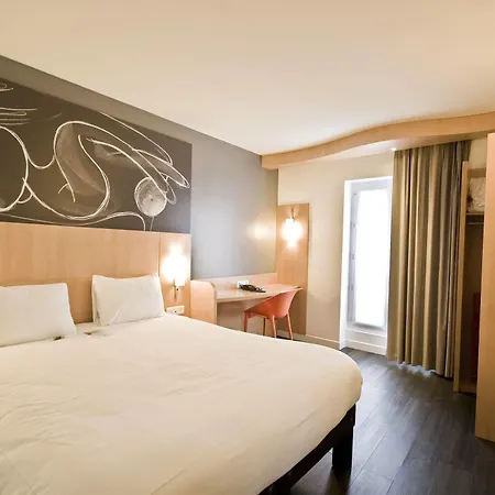 Ibis Pere Lachaise 3* פריז